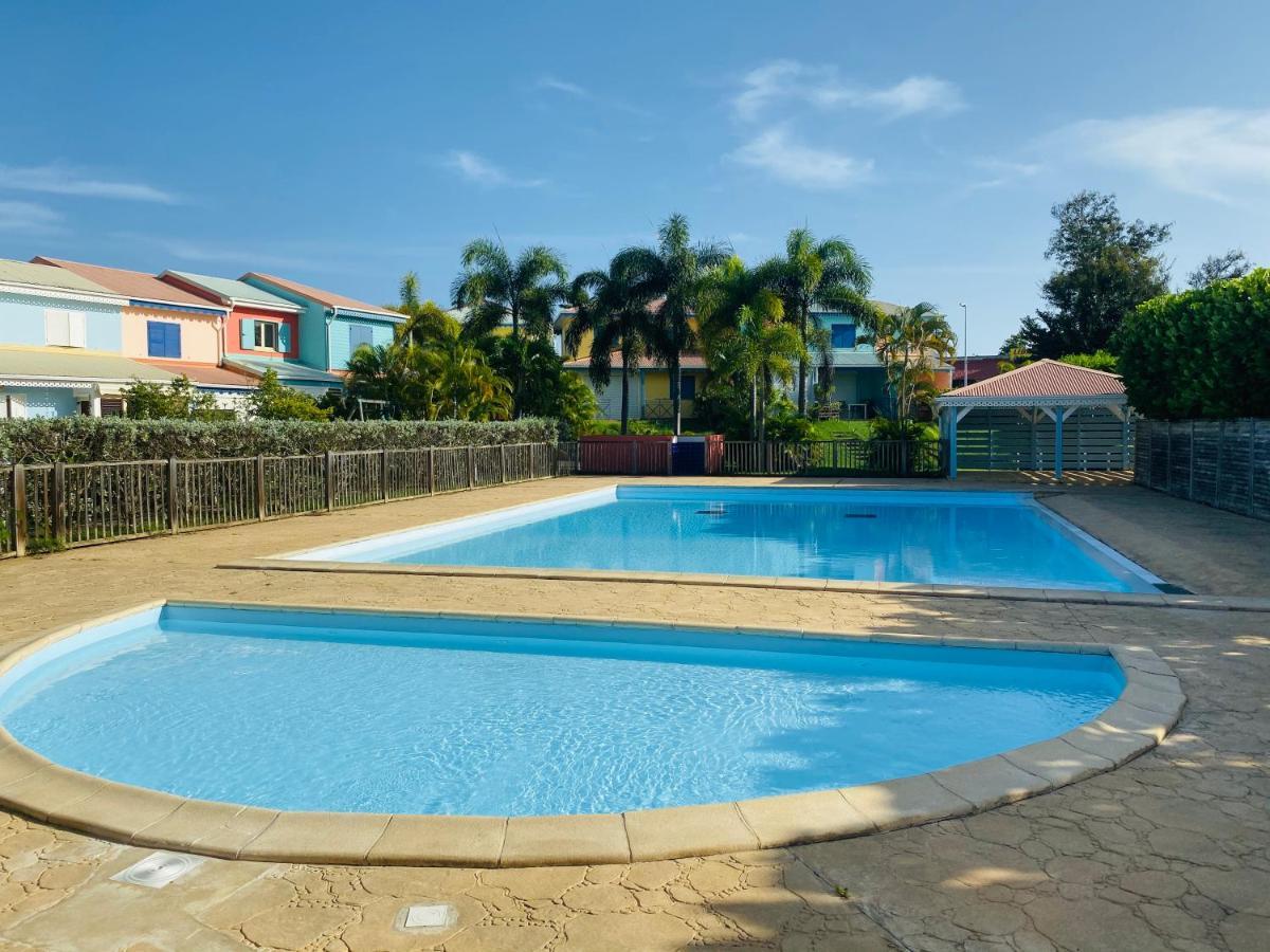Maison Mitoyenne , Piscine,Citerne, Jardin, Parking, Plage Le Gosier  Exterior foto